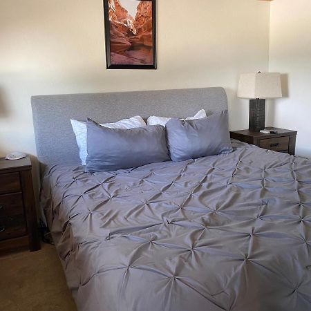 Tail Wind Life Llc Apartment Page Ngoại thất bức ảnh