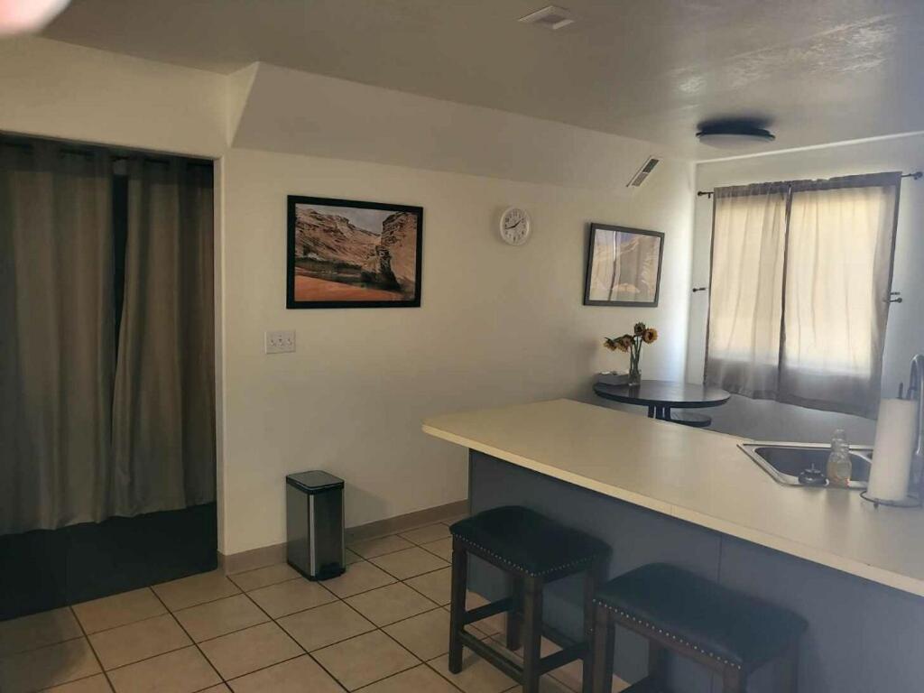 Tail Wind Life Llc Apartment Page Ngoại thất bức ảnh